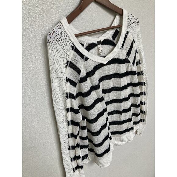 Free People black white stripe knit pullover sweater small crochet boho hippie - Picture 2 of 5